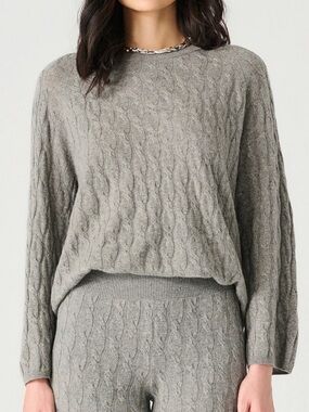 Dex Heather Gray Cable Knit Sweater Set